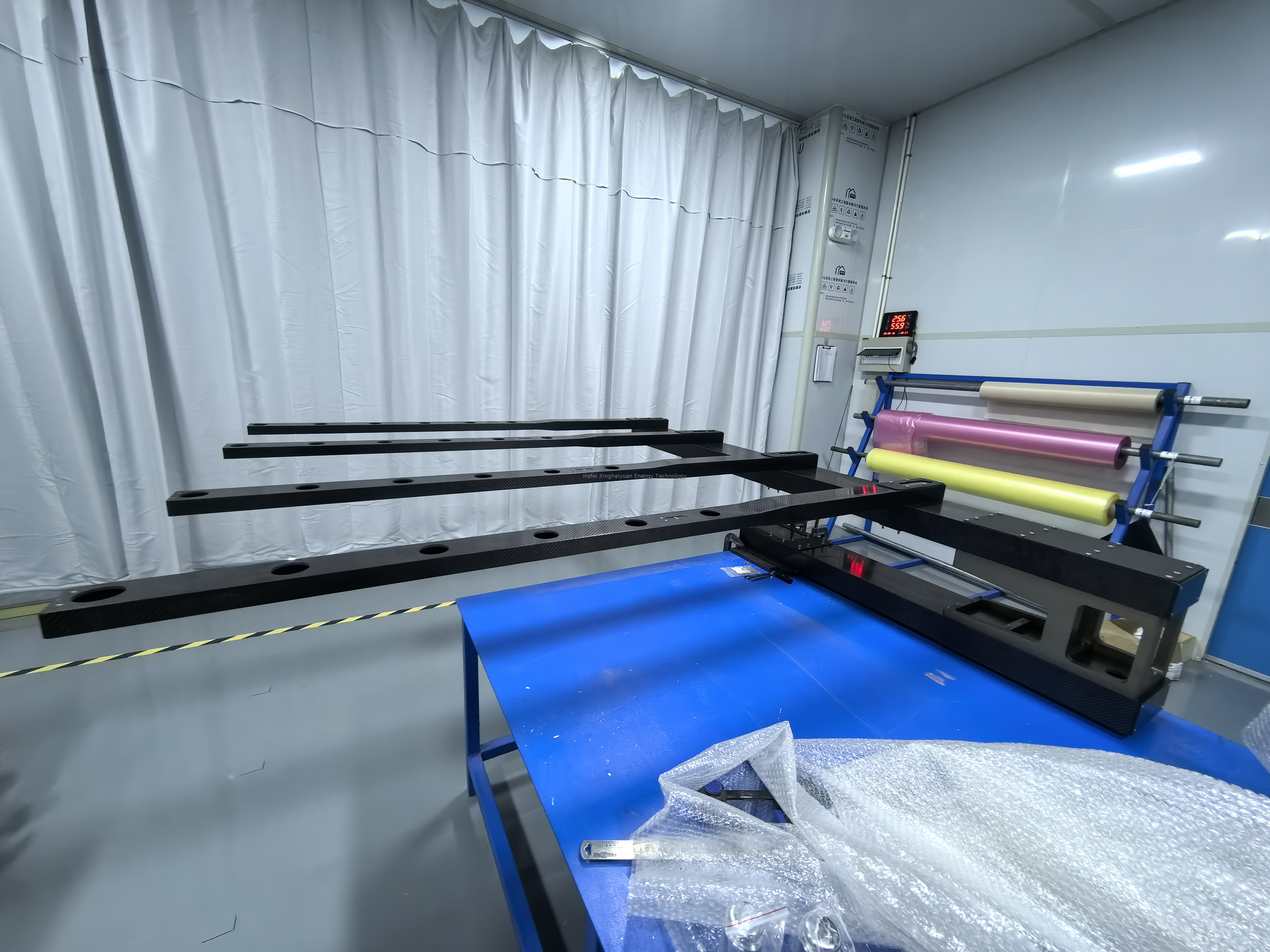 Brazos robóticos avanzados de fibra de carbono: mayor durabilidad e inteligencia